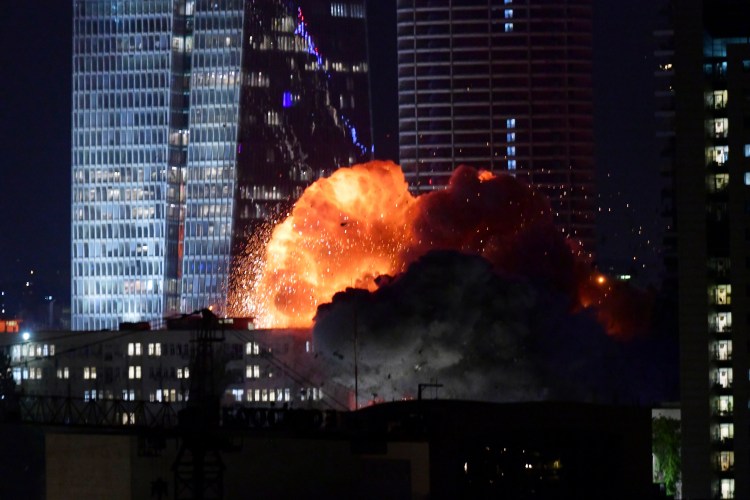 Explosion in Tel Aviv during a missile attack.