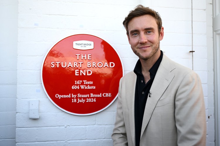 Stuart Broad unveiling a plaque for the Stuart Broad End at Trent Bridge.