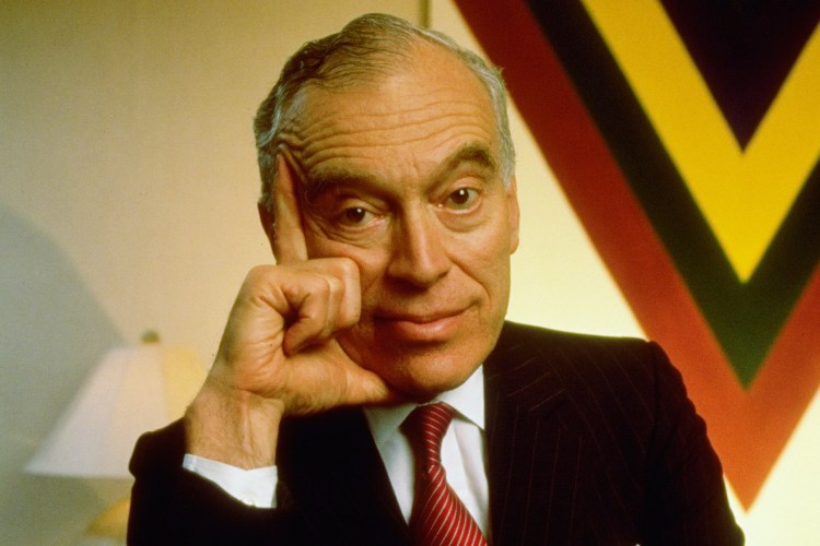 Lauder scored a perfect result in a smell sensitivity test of 40 scents